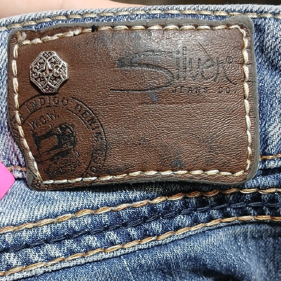 🧡Silver Jeans Classic Blue Skinny Jeans - Picture 5 of 9